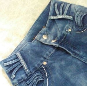 Fashion nova colombian jeans size 5